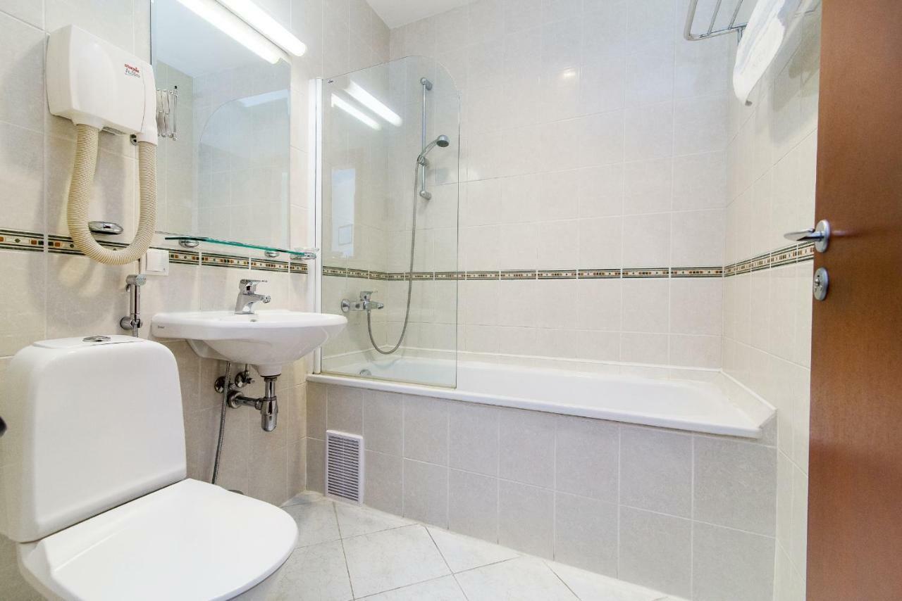 The Old Town Apartment 207 By Urban Rent Vilnius Bagian luar foto